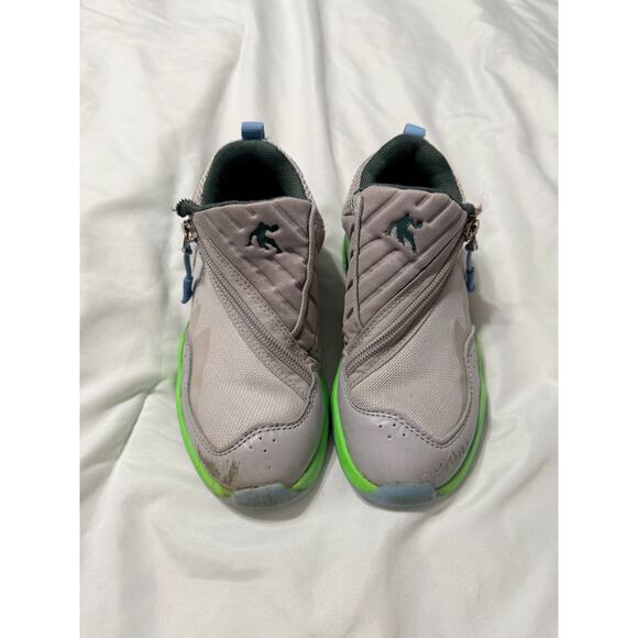 Air Jordan's Kid's shoes - size 1.5 - Picture 3 of 5